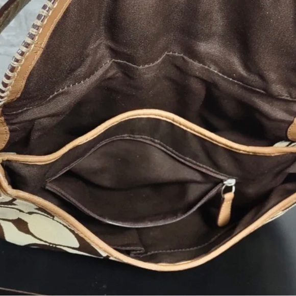 Vintage Coach Limited Edition Signature Soho Flap Studded Hobo Handbag 10484 - Picture 8 of 14